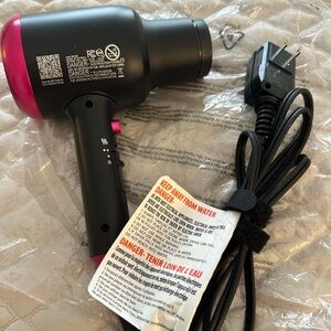WavyTalk ionic ceramic hairdryer